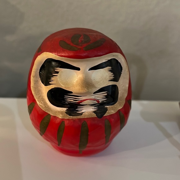 Japanese Daruma Doll Red Wishing Doll Paper Mache - Picture 1 of 6